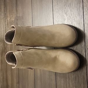 Maurices Wedge booties
